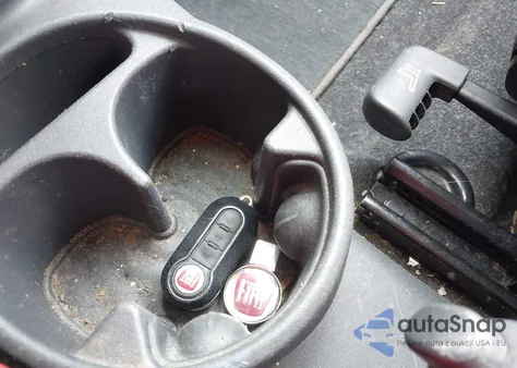 2012 Fiat 500C Pop z USA, uszkodzony, nr VIN 3C3CFFDR0CT260613